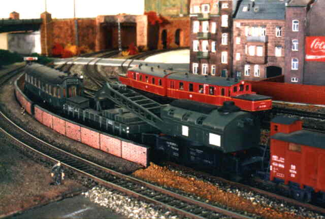 In Bw-N�he abgestellt steht der Hilfszug ....